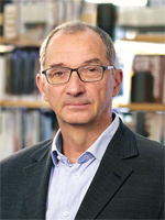 Dr. Matthias Dembinski