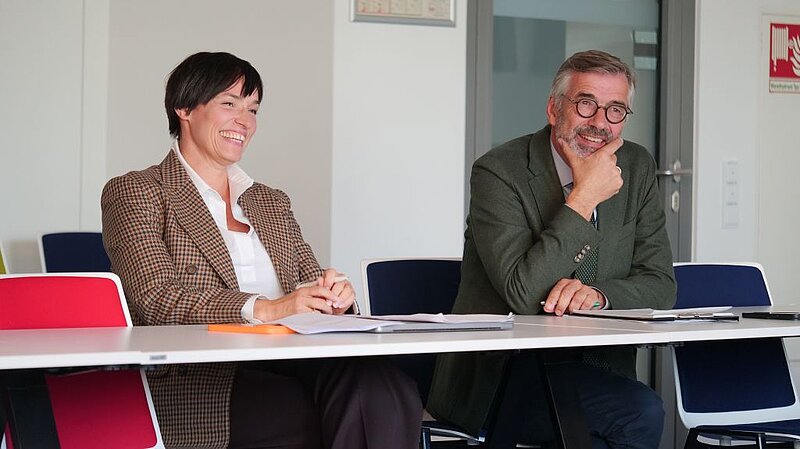Nicole Deitelhoff and Christopher Daase during the talk.